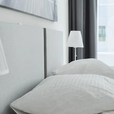 Apartment Nth *